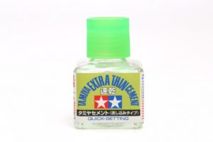 87182 Extra-Thin Cement - 40ml (Quick-Setting)