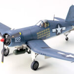 61070 Vought F4U-1A Corsair